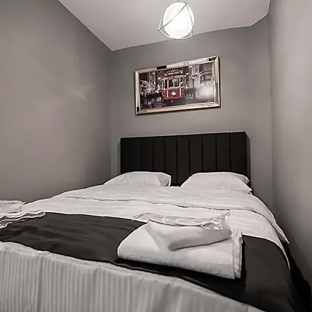 Pera Hotel&suites מלון 5*